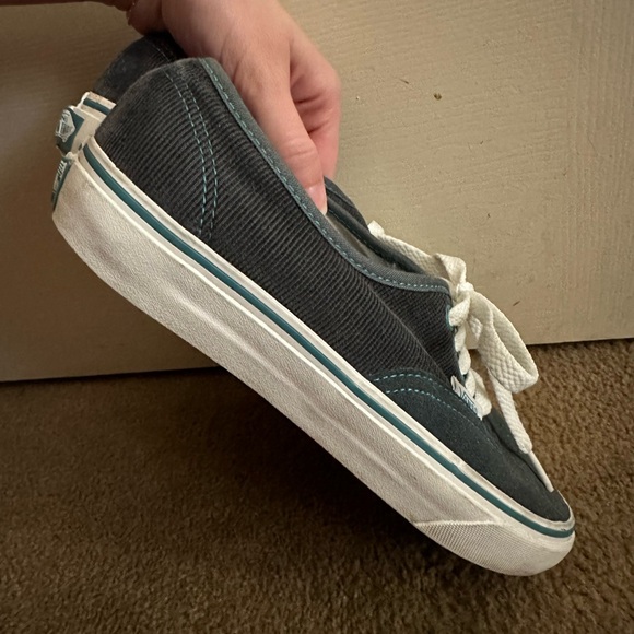 Vans sneakers - Picture 3 of 4